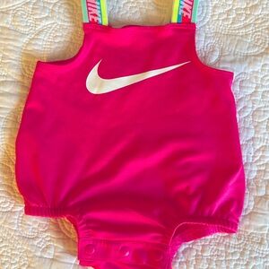 Nike Girls Newborn Swimsuit